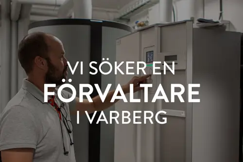 En man som står framför ett skåp | Nivika Fastigheter AB (publ)